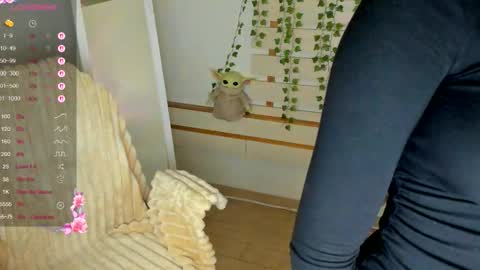 Snapshot of allana_dream chatting on 09/25/25, 07:12 Allana online show from 09/25/25, 07:12