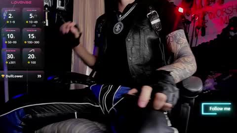   online show from 11/12/25, 05:35