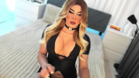 Miss Gia online show from 01/06/26, 01:26