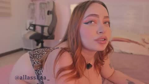 Laura online show from 03/21/26, 08:19