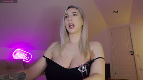 A day u didnt smile is a lost day online show from 03/02/26, 05:08