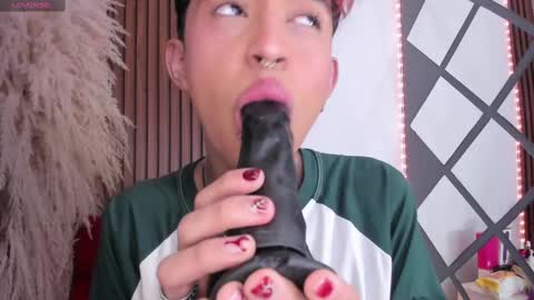 Snapshot of allen_starck chatting on 09/18/25, 03:30 Allen online show from 09/18/25, 03:30