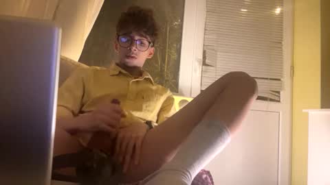 Allen Biju online show from 04/12/26, 02:38