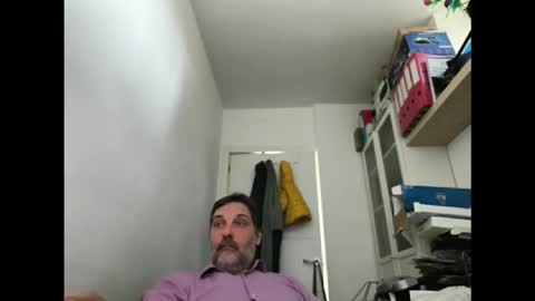 Snapshot of allenvic chatting on 04/22/26, 07:22 allenvic online show from 04/22/26, 07:22