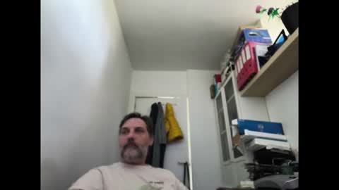 Snapshot of allenvic chatting on 04/28/26, 09:58 allenvic online show from 04/28/26, 09:58