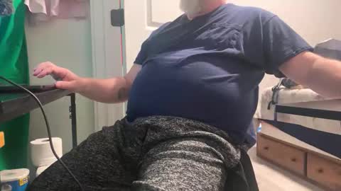 Allergictolove online show from 02/09/26, 11:42