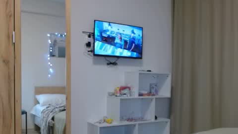 Snapshot of allexandraxxx chatting on 01/29/25, 06:18 allexandraxxx online show from 01/29/25, 06:18