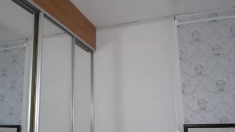 Snapshot of allexandraxxx chatting on 11/30/25, 12:42 allexandraxxx online show from 11/30/25, 12:42