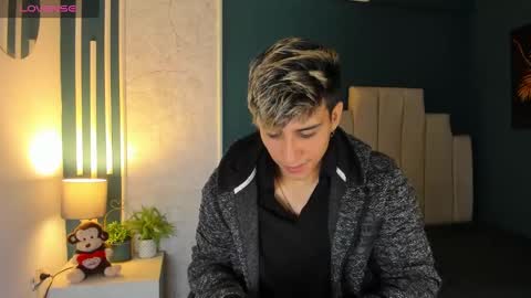 Allex online show from 03/08/25, 03:39