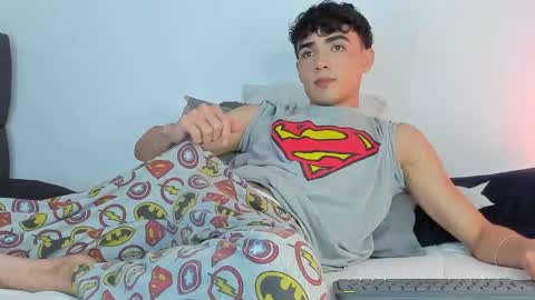 Snapshot of allexserrano chatting on 10/09/25, 08:45 Allex online show from 10/09/25, 08:45