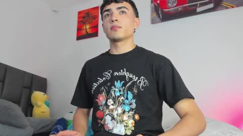 Snapshot of allexserrano chatting on 03/04/26, 02:06 Allex online show from 03/04/26, 02:06