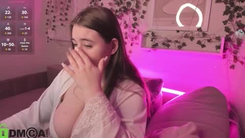 Snapshot of alli_aster chatting on 11/05/25, 03:06 alli_aster online show from 11/05/25, 03:06