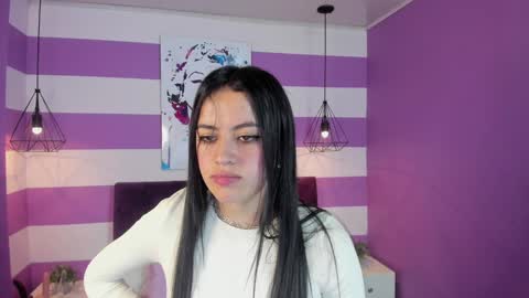 Snapshot of alli_cooper chatting on 12/27/24, 03:04 Ali online show from 12/27/24, 03:04