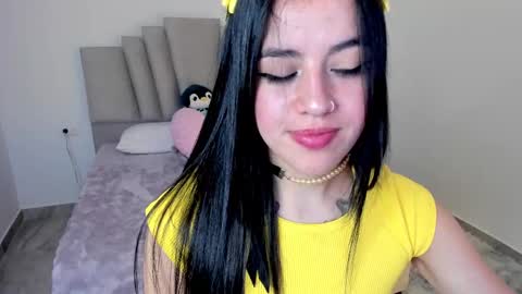 Snapshot of alli_cooper chatting on 02/26/25, 03:30 Ali online show from 02/26/25, 03:30