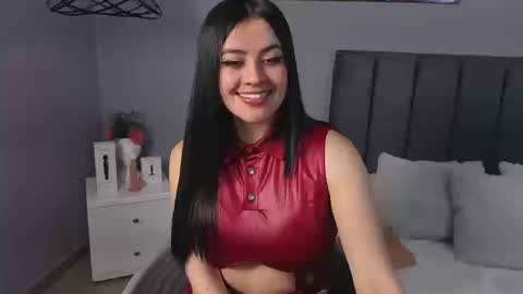 Snapshot of alli_cooper chatting on 03/21/26, 01:58 Ali online show from 03/21/26, 01:58