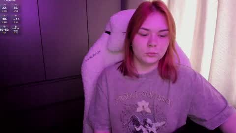 Snapshot of alli_zi chatting on 07/17/26, 01:23 Blair online show from 07/17/26, 01:23