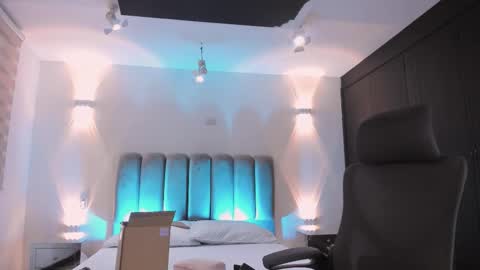 Snapshot of allicelover chatting on 09/11/25, 11:43 ALLICE online show from 09/11/25, 11:43