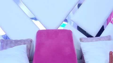 Allicia online show from 01/15/25, 10:46