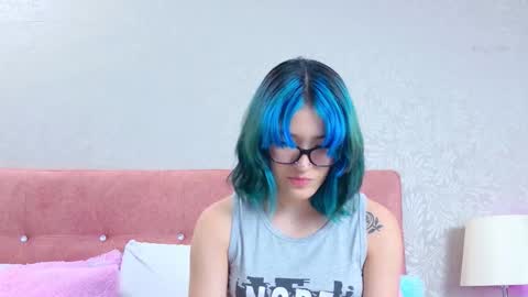 Allicia online show from 09/16/25, 07:26