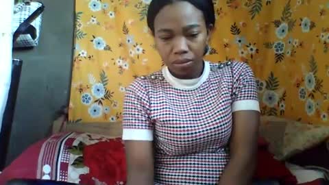 Snapshot of alliciax632770q chatting on 06/19/26, 12:42 alliciax632770q online show from 06/19/26, 12:42