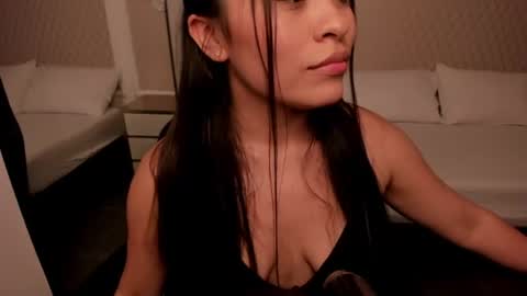 A L L I E online show from 07/16/26, 08:04