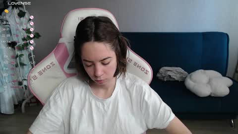 alice online show from 06/01/26, 12:01