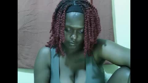 Snapshot of allie_quin chatting on 09/26/25, 12:09 Allie online show from 09/26/25, 12:09