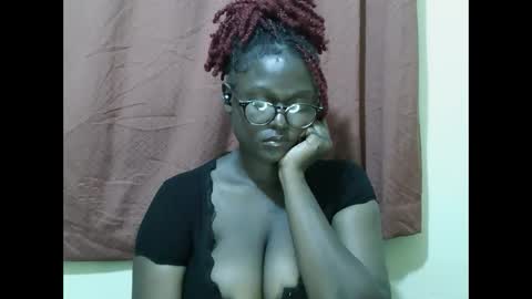 Snapshot of allie_quin chatting on 09/27/25, 09:53 Allie online show from 09/27/25, 09:53