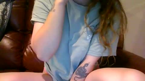 alliebearx online show from 10/31/25, 03:46