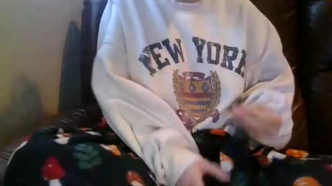 alliebearx online show from 11/24/25, 10:53