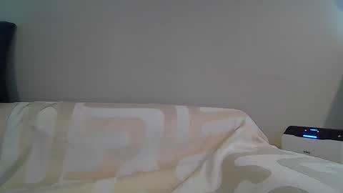 alliebearx online show from 04/07/26, 06:08