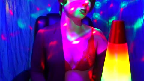 alliebells1 online show from 12/03/24, 10:40