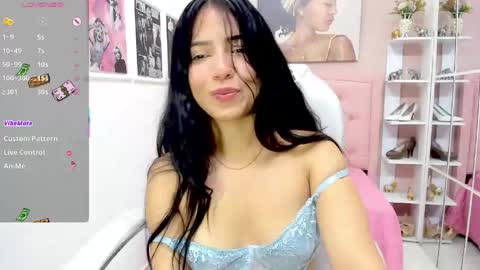Snapshot of allison_garcia chatting on 04/23/26, 05:37 ALLISON online show from 04/23/26, 05:37