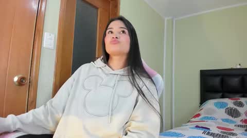 Snapshot of allison_love chatting on 11/28/25, 03:09 allison online show from 11/28/25, 03:09