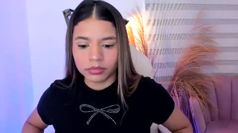 Snapshot of allison_owensxx chatting on 06/11/26, 11:08 Allison online show from 06/11/26, 11:08