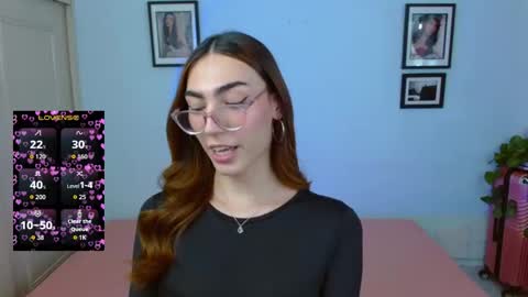   online show from 10/12/25, 06:40