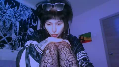 Snapshot of allisondeetz chatting on 03/15/26, 08:48 Alis online show from 03/15/26, 08:48