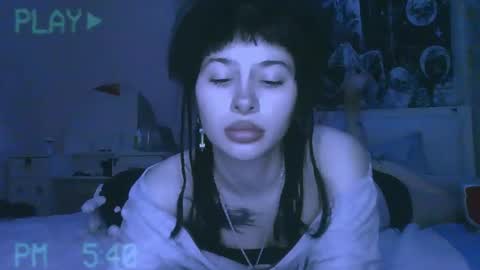 Snapshot of allisondeetz chatting on 03/20/26, 09:30 Alis online show from 03/20/26, 09:30