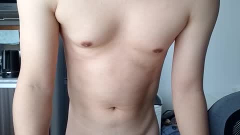 Snapshot of allisonmxxx chatting on 12/15/25, 07:23 AllisonM online show from 12/15/25, 07:23