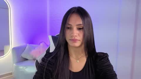 Snapshot of allisson_a chatting on 10/29/25, 03:20 Allisson online show from 10/29/25, 03:20