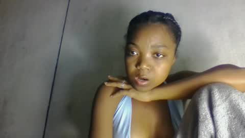 allizida01 online show from 05/14/26, 04:14