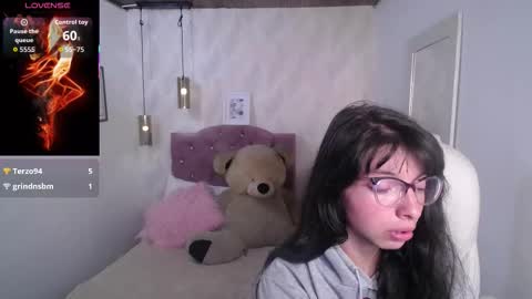 Snapshot of alllyson_ chatting on 02/21/26, 08:10 alison online show from 02/21/26, 08:10