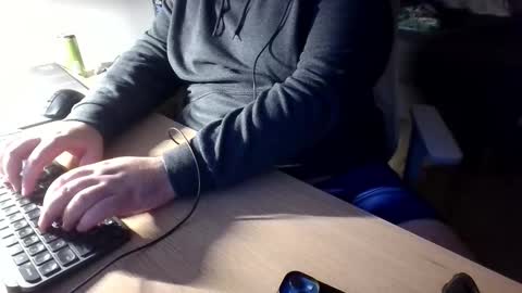 allowis2 online show from 09/22/25, 08:55