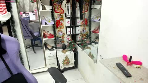 allsson_miller online show from 01/04/25, 01:42