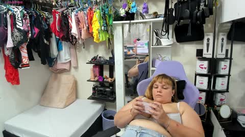 allsson_miller online show from 01/28/25, 05:11