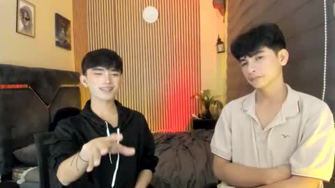 Snapshot of alluring_alpha chatting on 10/02/25, 12:28 kim and josh online show from 10/02/25, 12:28