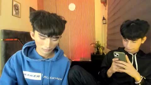 Snapshot of alluring_alpha chatting on 10/07/25, 03:20 kim and josh online show from 10/07/25, 03:20