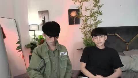 Snapshot of alluring_alpha chatting on 02/26/26, 06:51 kim and josh online show from 02/26/26, 06:51