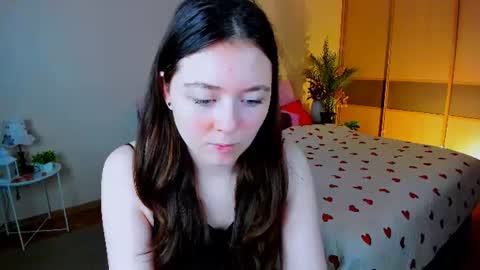 Snapshot of alluringeyess chatting on 07/13/26, 11:35 alluringeyess online show from 07/13/26, 11:35