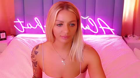 AlwaysHot online show from 12/25/24, 07:35